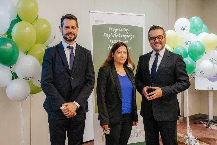 Jérémie Rossignol, directeur général, Tamara Babaian, Directrice adjointe du développement commercial, ETS Global & Bix Aliu, chef de mission adjoint, ambassade des Etats-Unis