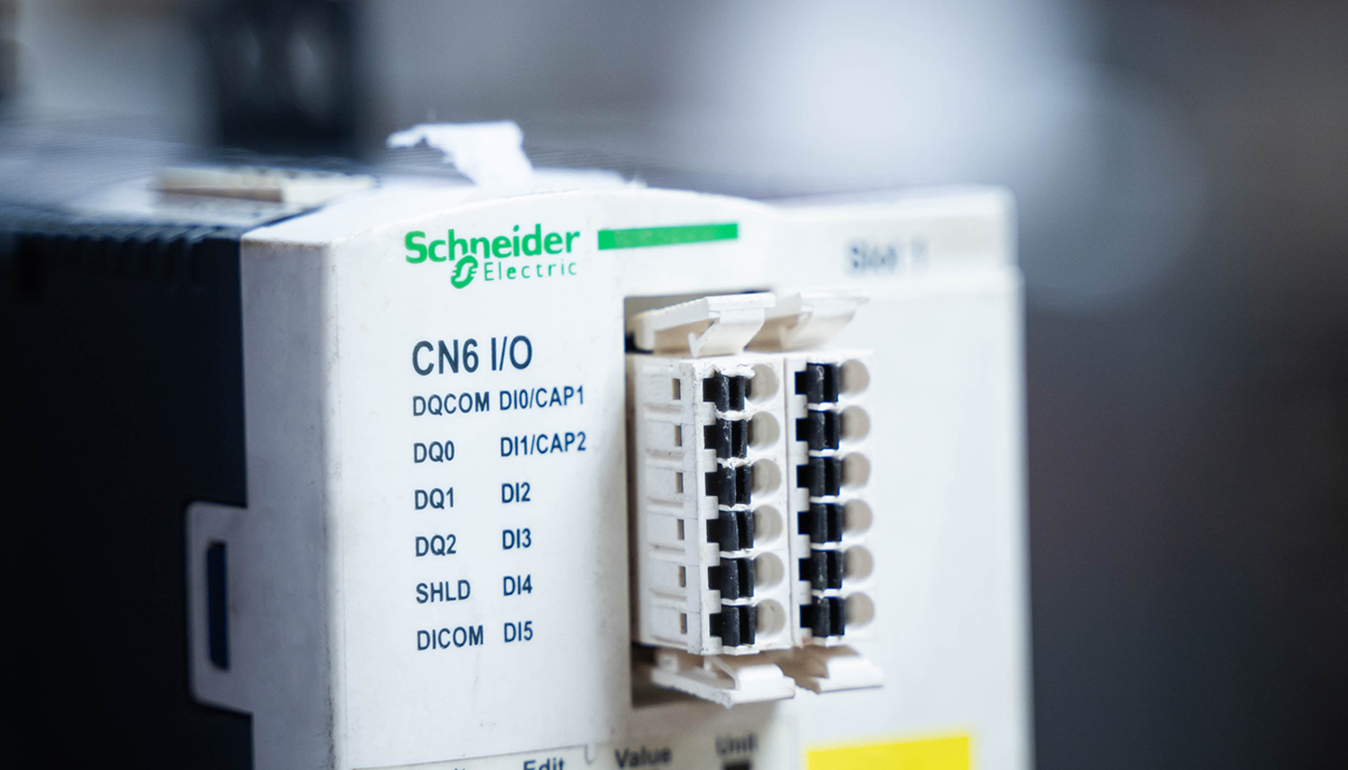 EU Automation simplifie le processus d'approvisionnement en composants Schneider Electric difficiles à trouver.