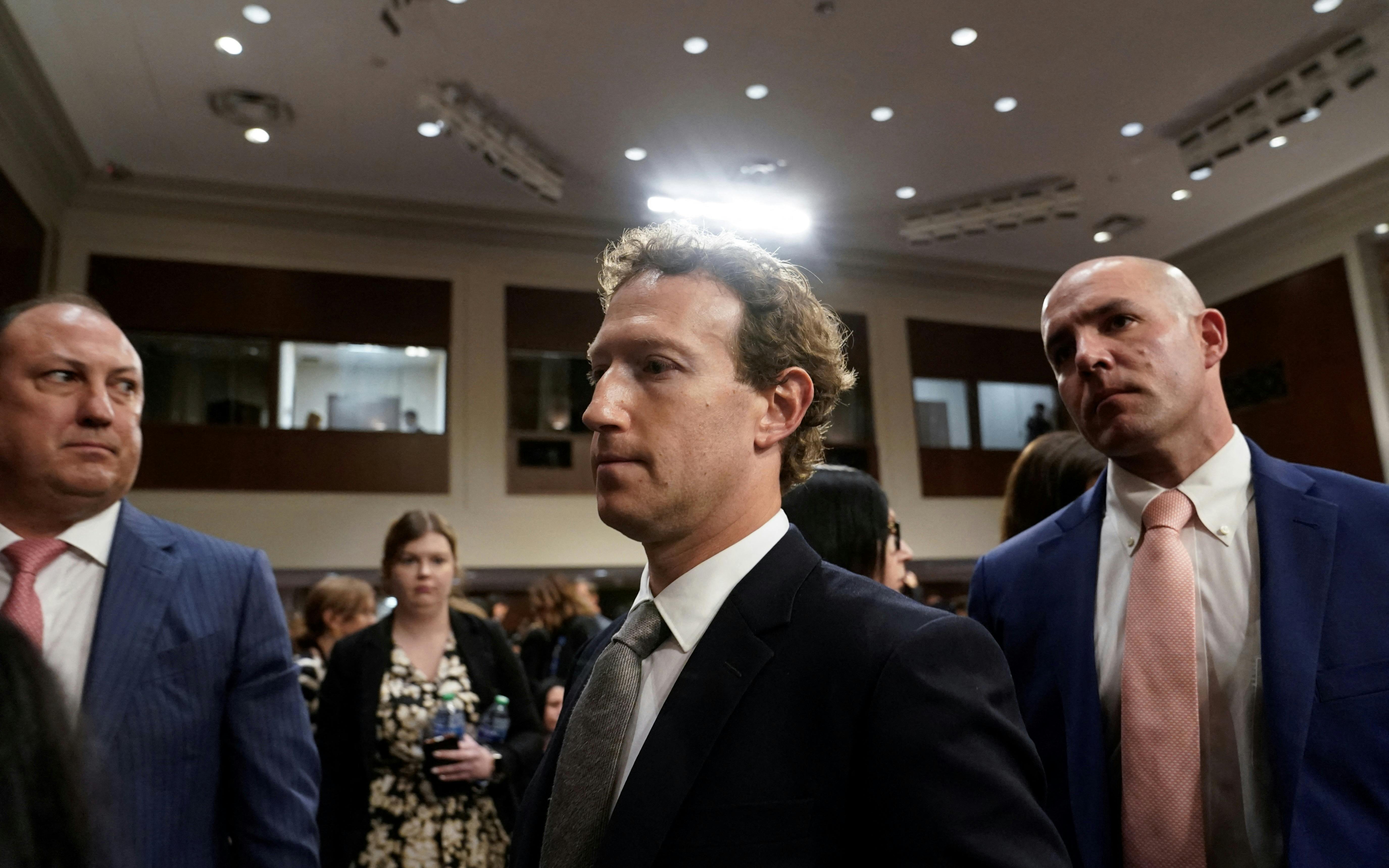 Meta sotto pressione: i chatbot IA utilizzano avatar di celebrità senza consenso