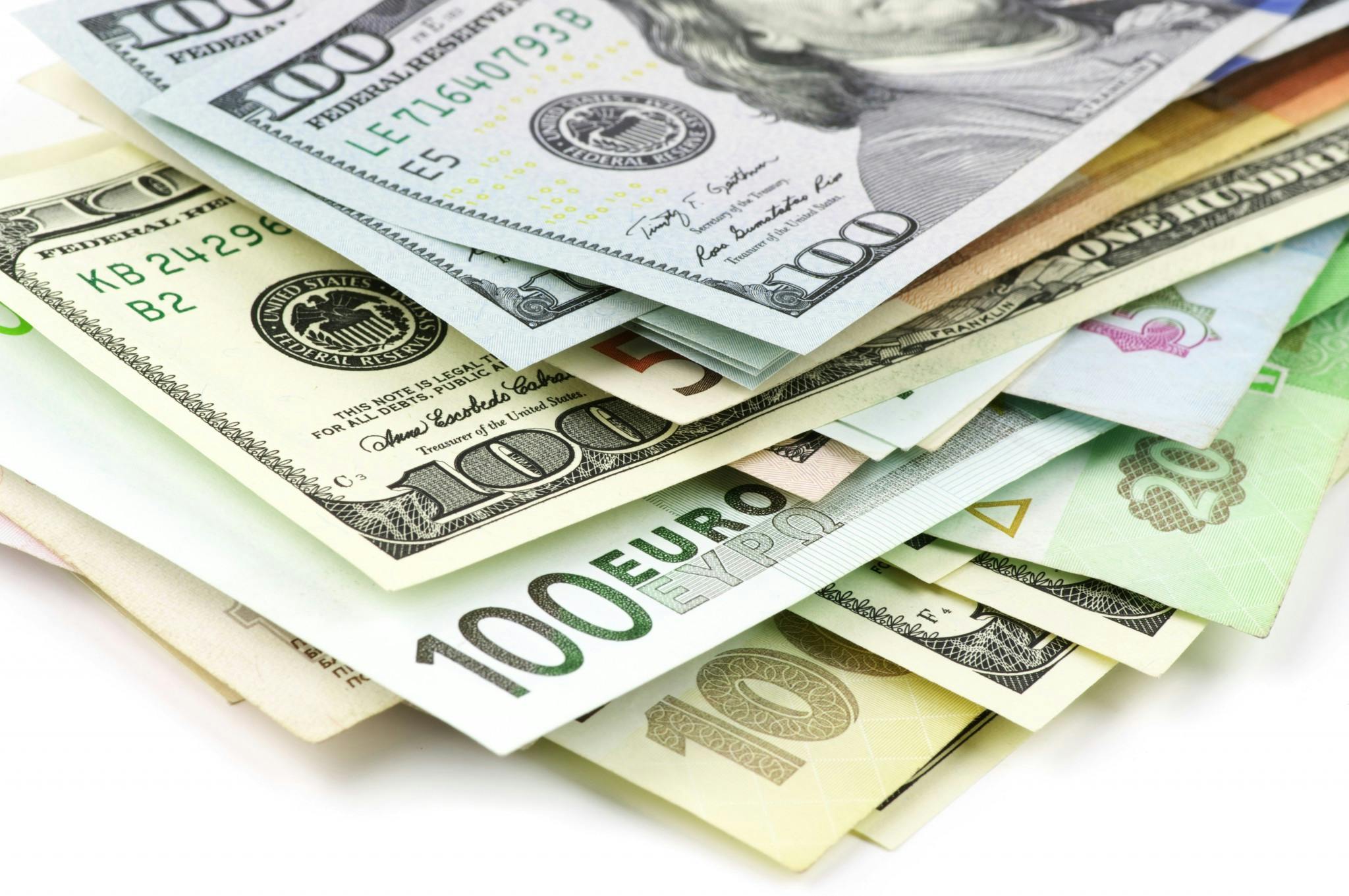 Currencies: Euro Stabilizes After Recent Losses
