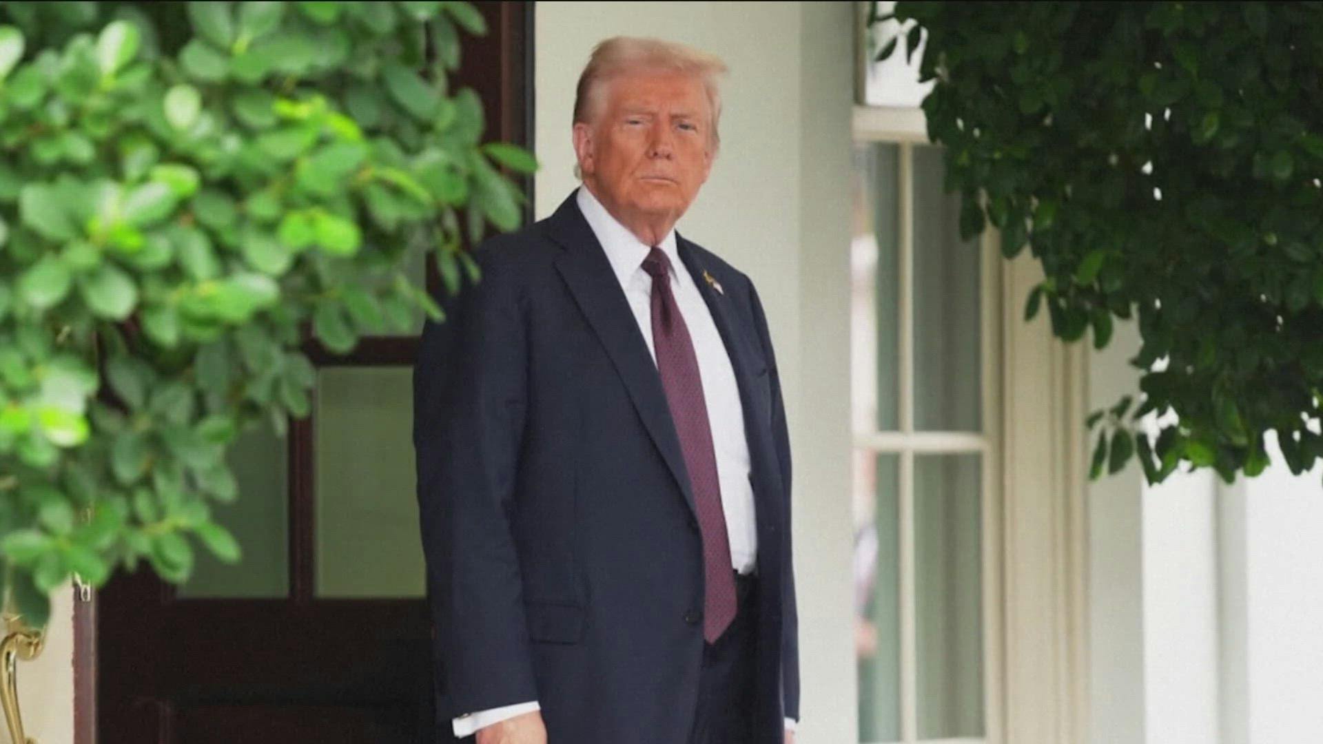 Trump prijeti Rusiji i vrijeđa Medvedeva