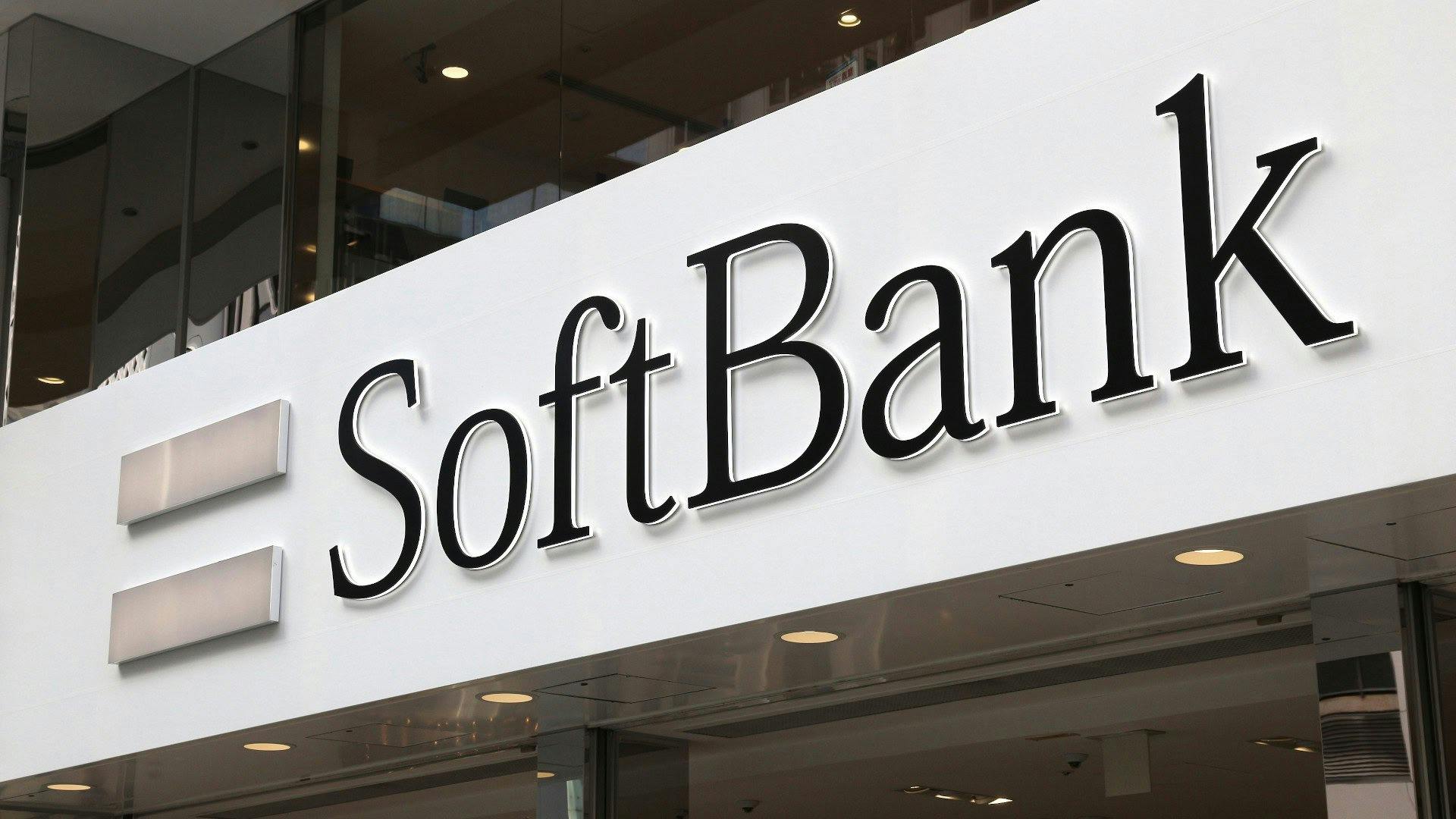 SoftBank pod presją – miliardowy kredyt pod akcje Arm ma sfinansować nową ofensywę w dziedzinie AI