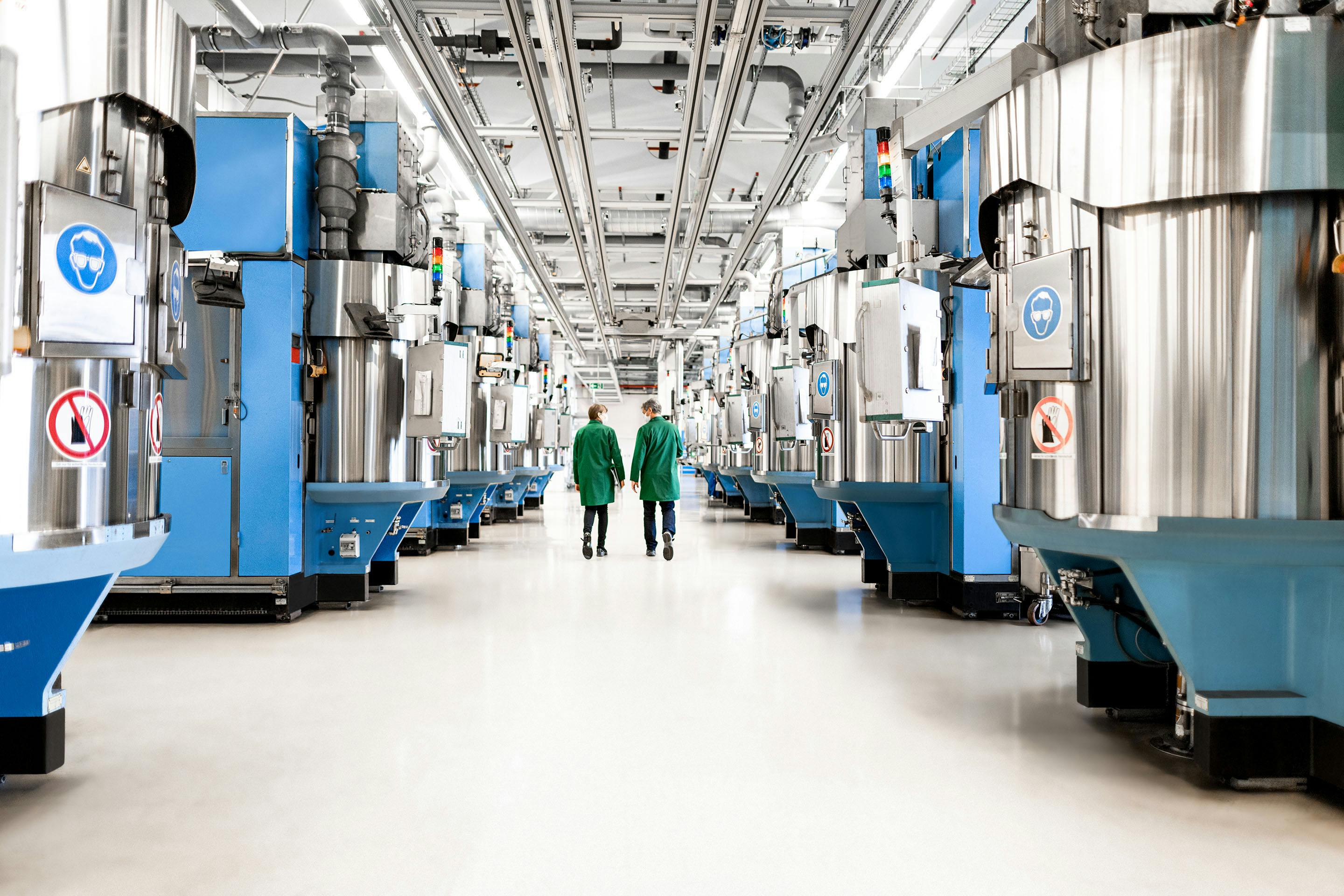 Siltronic rutscht in die Verlustzone – neuer Milliardenstandort in Singapur belastet Ergebnis