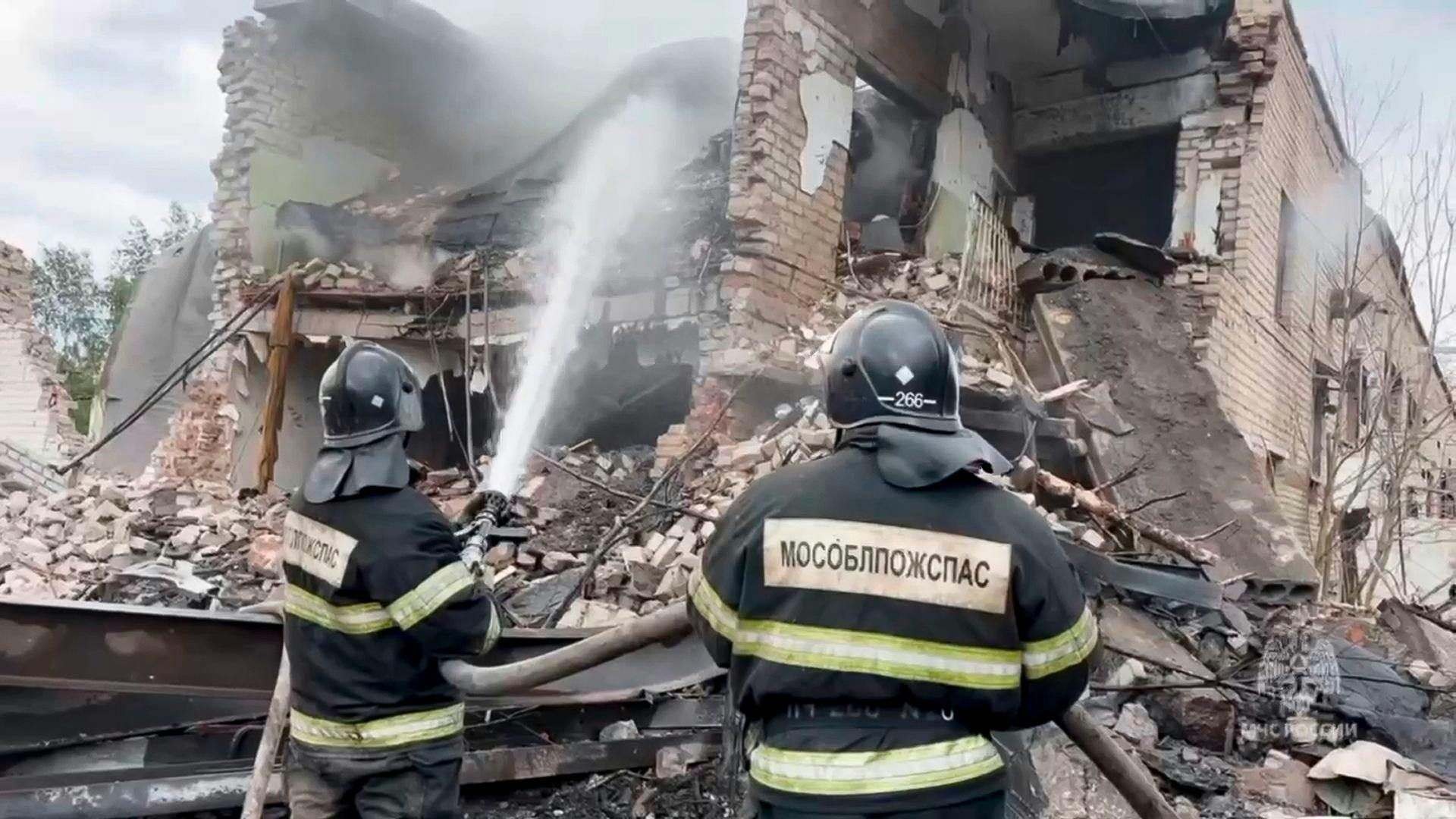 Attack near military target shakes sense of security in Moscow