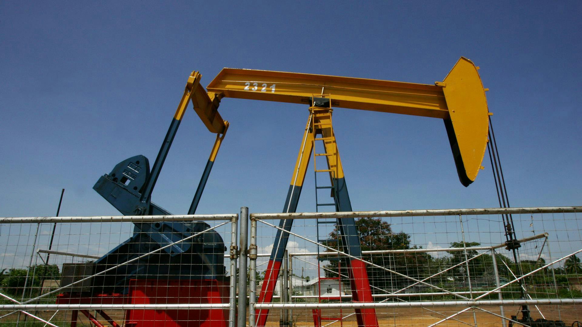 Chevron și Exxon profită de lovitura de stat din Venezuela dată de Trump