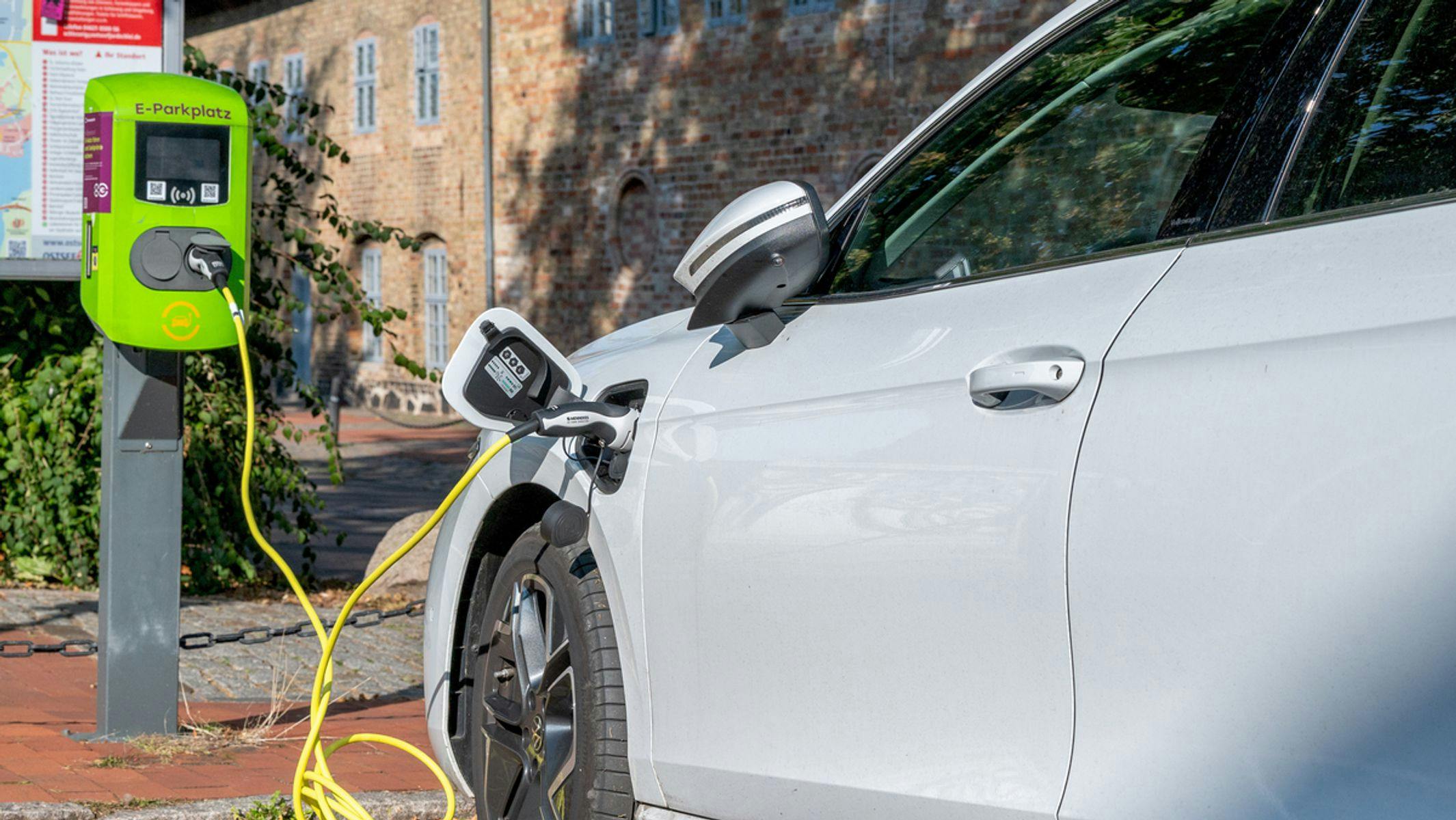 Nueva prima para autos eléctricos: Hasta 6.000 euros: el Estado vuelve a apoyar la electromovilidad