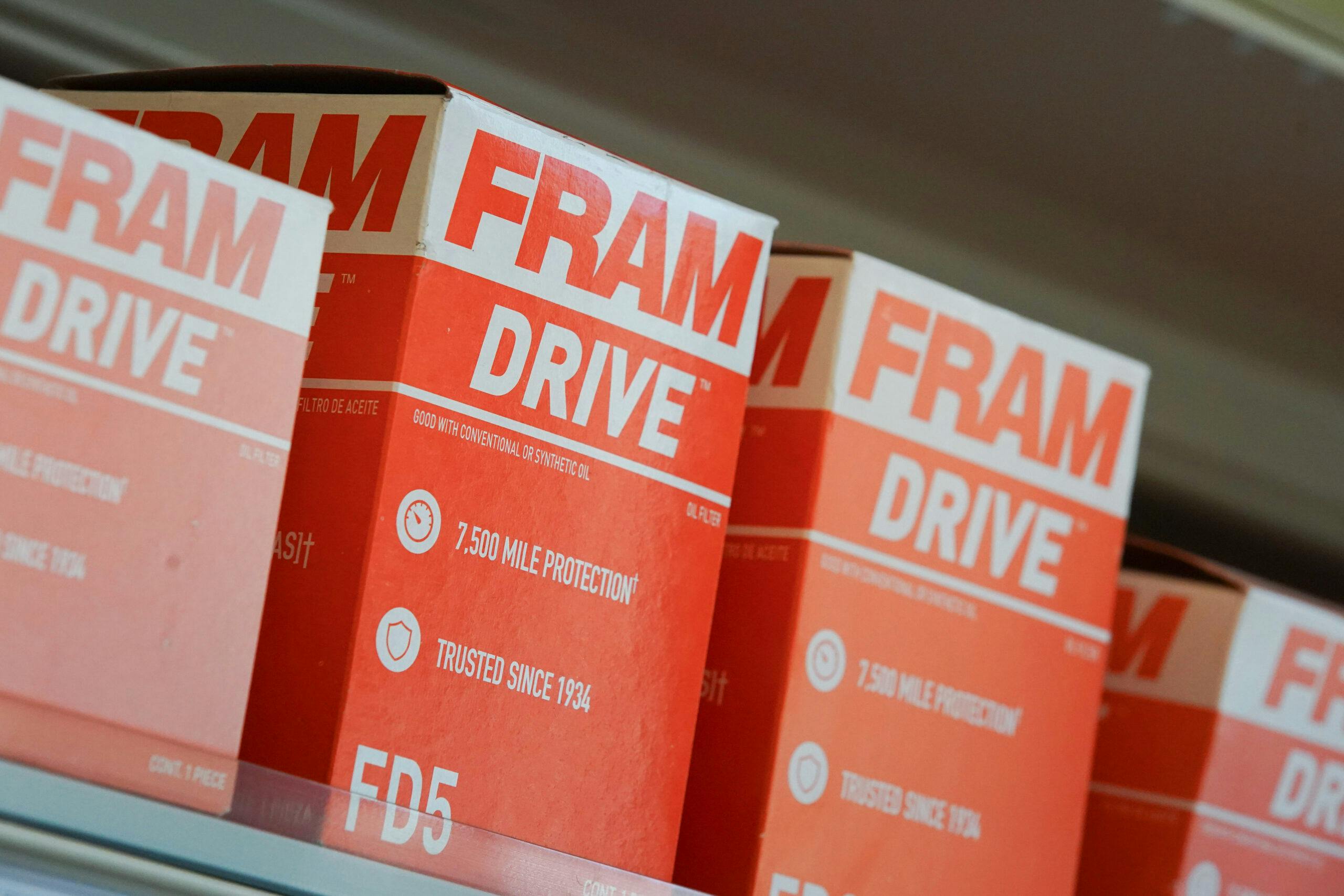 Ford un GM atbalsta maksātnespējīgo piegādātāju – glābšanas sarunas par miljardu finansējumu