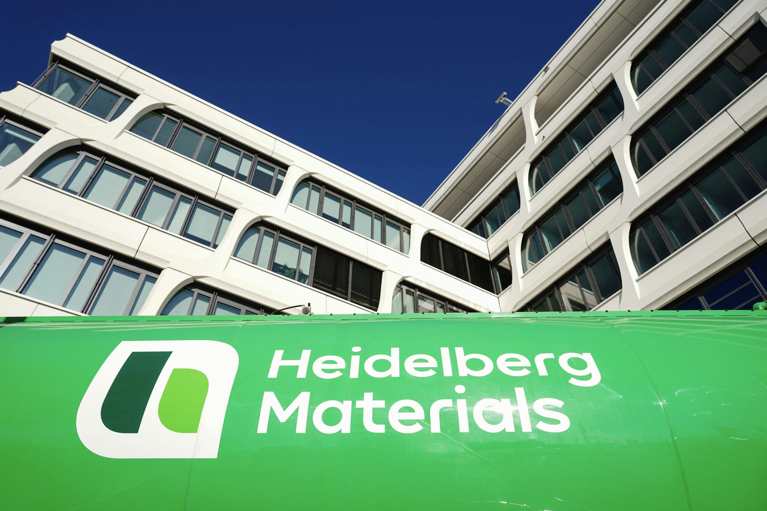 ETS-Debatte trifft Heidelberg Materials: Warum die Aktie deutlich unter Druck gerät