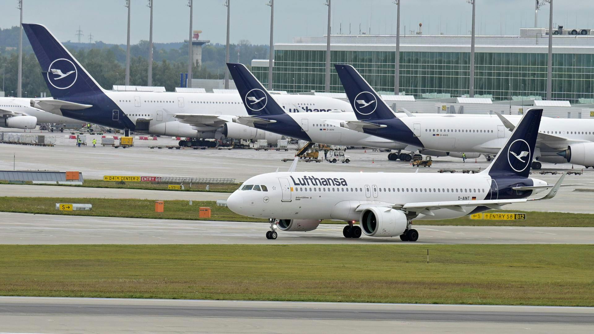 Lufthansa työtaistelutilassa: Saksalaisten lakkojen vuoksi lentoliikenne lamautuu