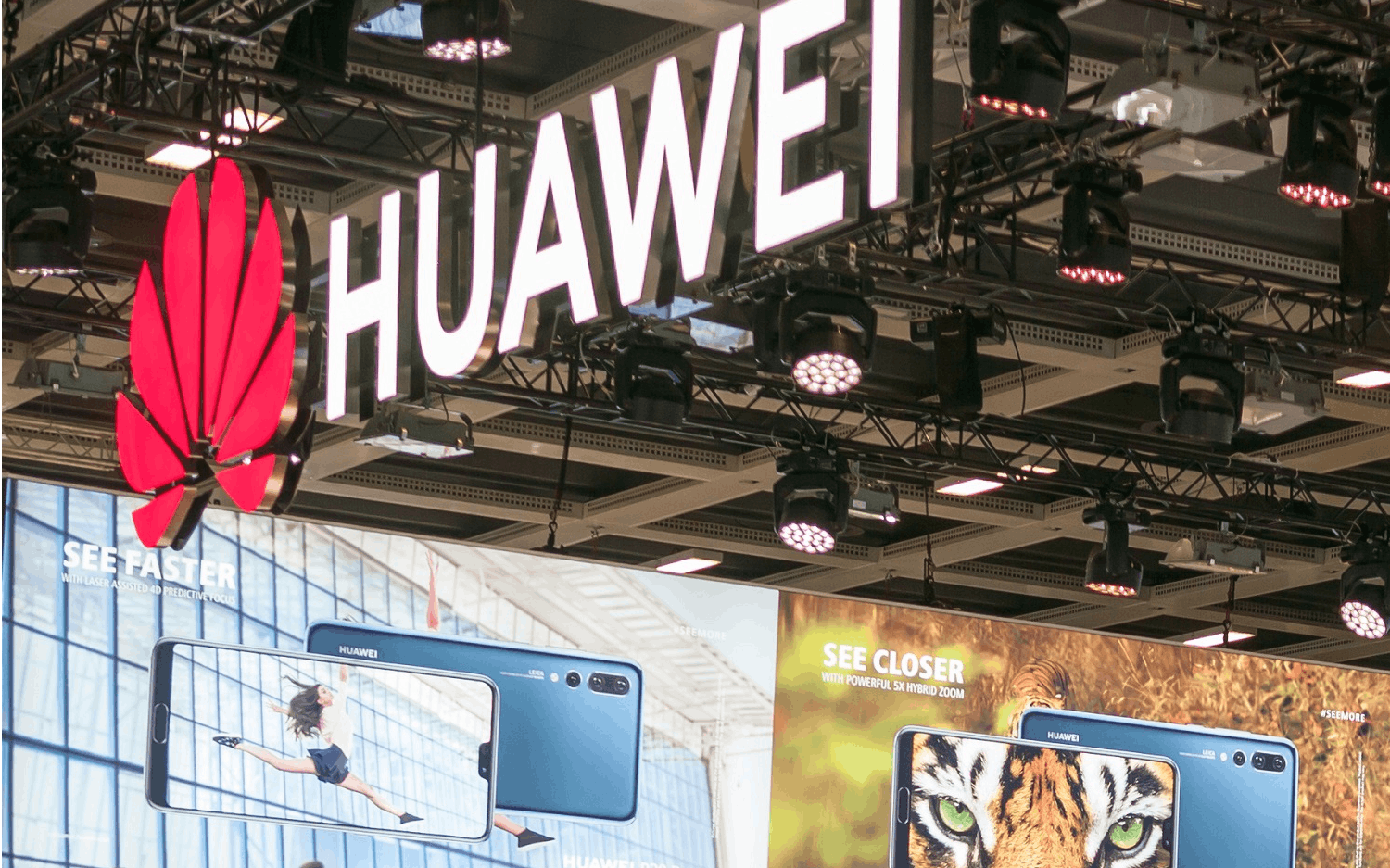 Brüksel, dinleme verilerinin depolanması için Huawei anlaşması nedeniyle İspanya'yı uyardı