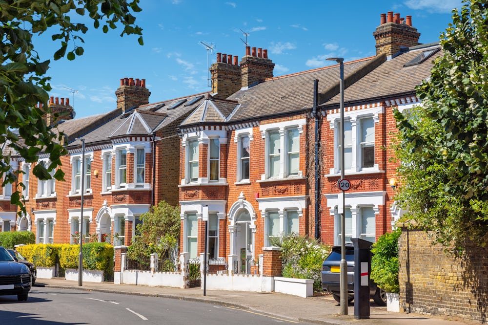 London residential street where our couriers can collect and deliver parcels