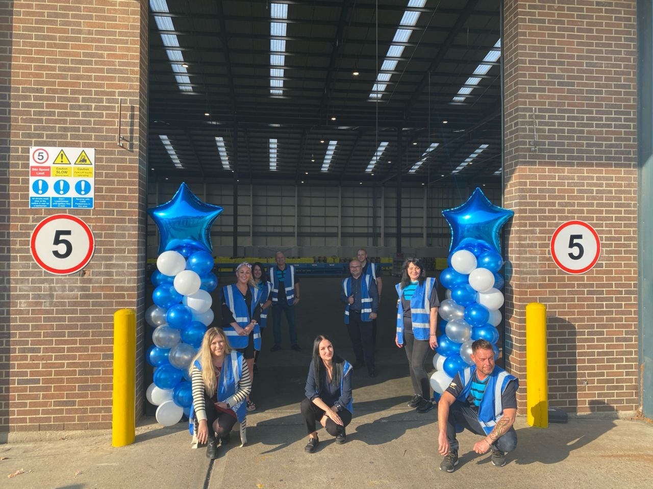 Evri parcel depot photo