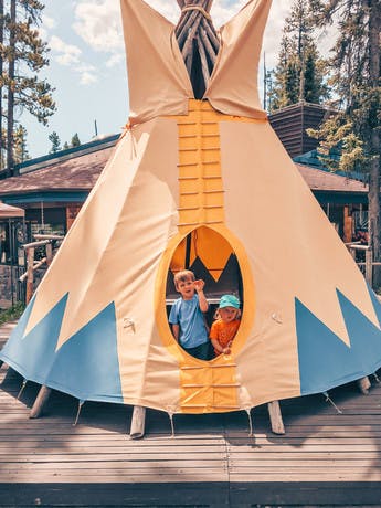 Nuit en tipi avec des enfants