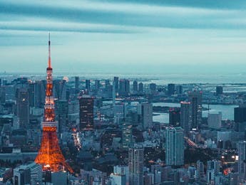 Vista panorámica de Tokio con la Torre de Tokio