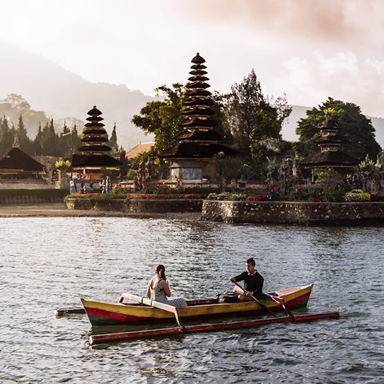 Paseo en barca en Bali