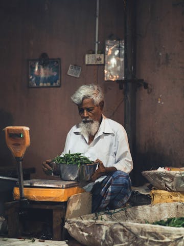 Vendeur indien sur un marché