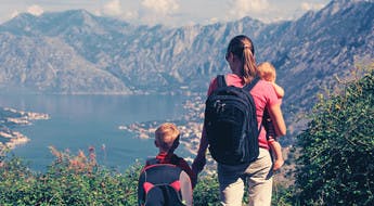Viaje de senderismo con niños