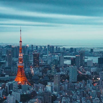 Vista panorámica de Tokio con la Torre de Tokio