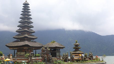 Templo Bratan en Bali, a visitar en familia