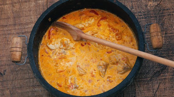 Plat de moqueca de peixe