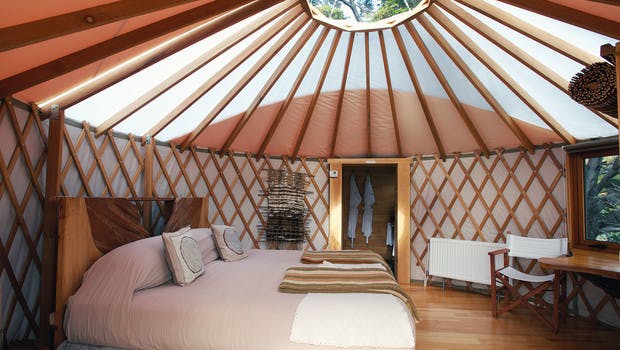 Intérieur d'une yourte du Patagonia Camp