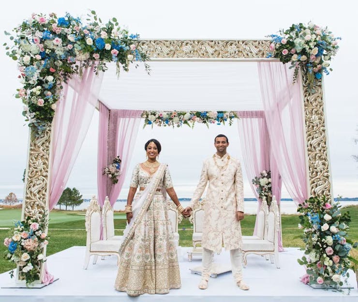 gorgeous wedding mandap decor