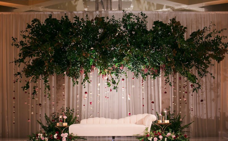 eco-friendly wedding stage decoration