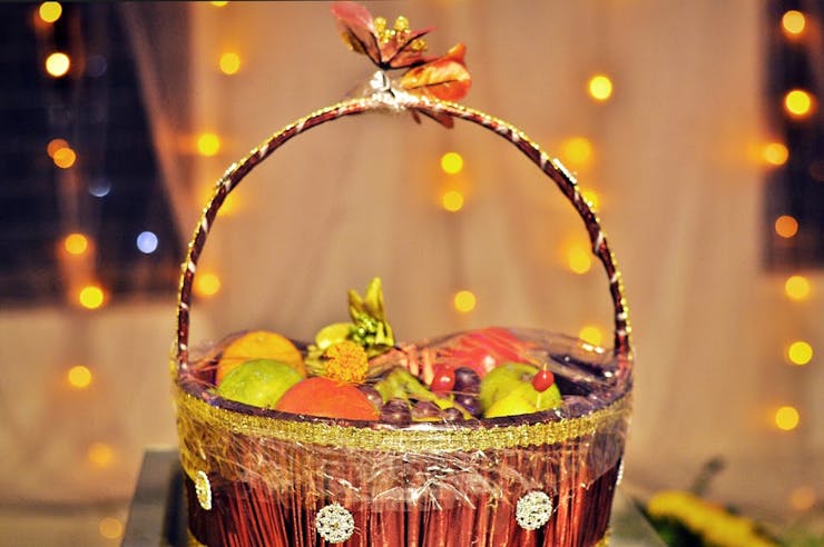 attractive wedding gift decoration ideas