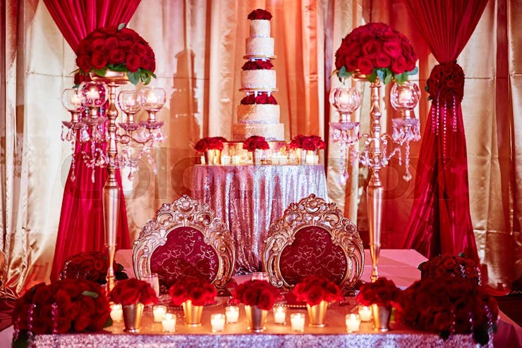Red roses Bengali Wedding decor