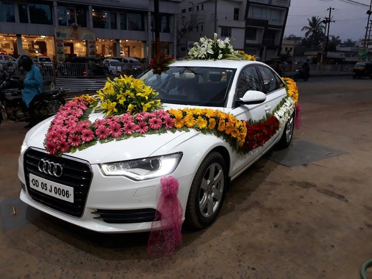Bengali wedding Car Decoration
