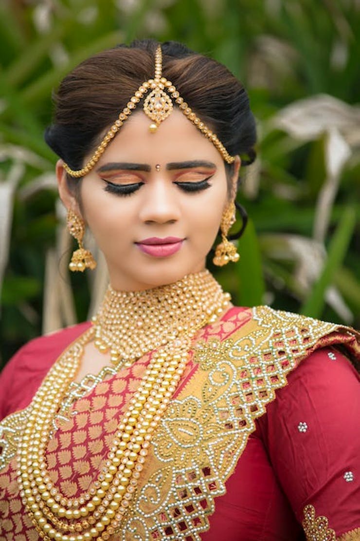 3. Pure Benarasi Saree in Bengali Wedding Dress: