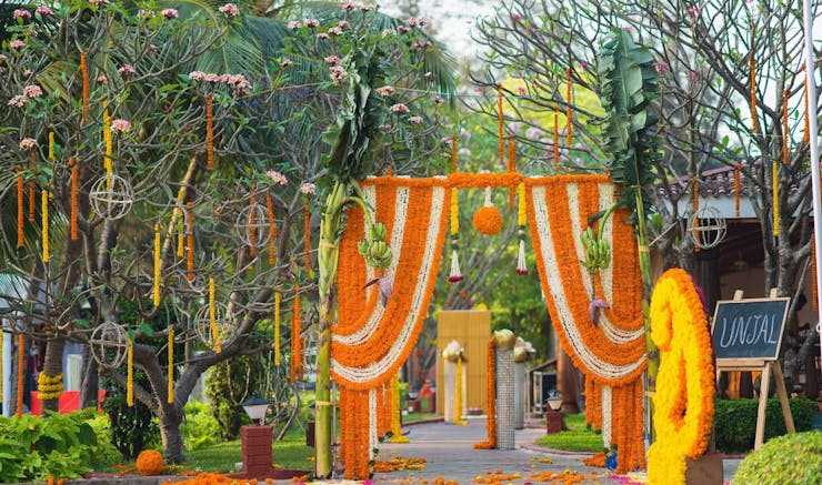 traditional wedding entrance pathway