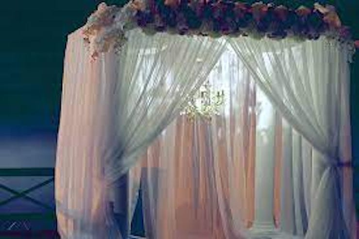 For a Regal Appearance Use Lavish Drape