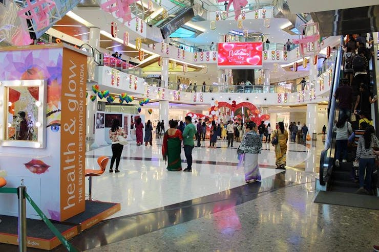 best malls to buy designer clothes in kolkata