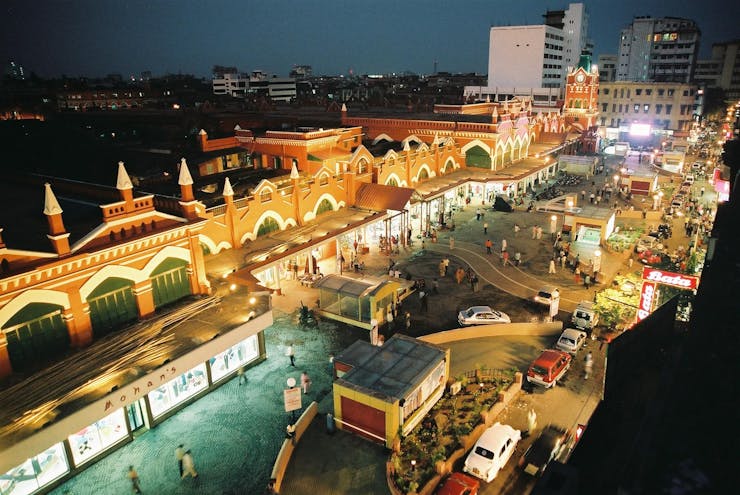 famous market for wedding shopping in kolkata