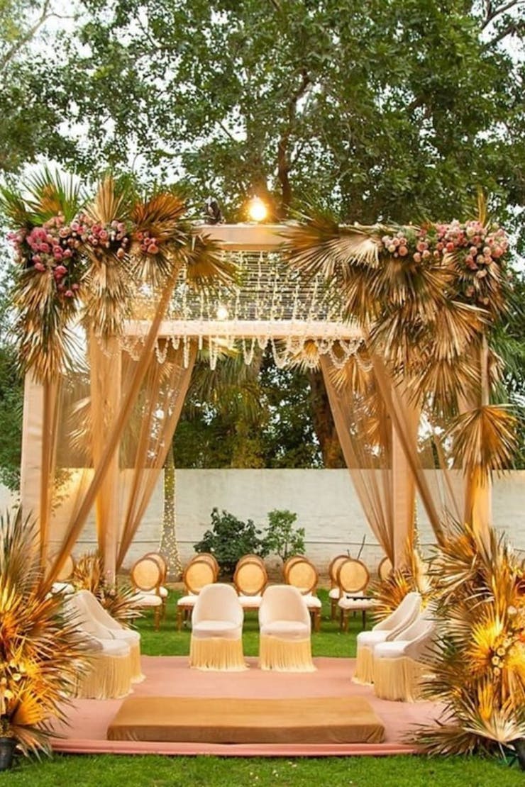 Gold wedding theme