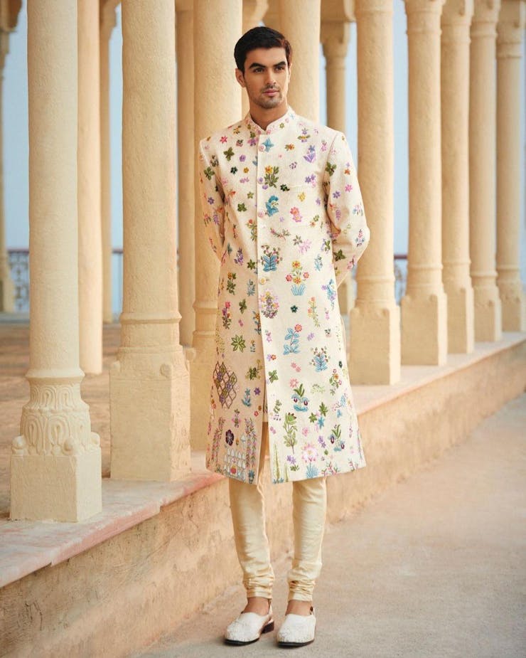 stylish outfits for bengali groom