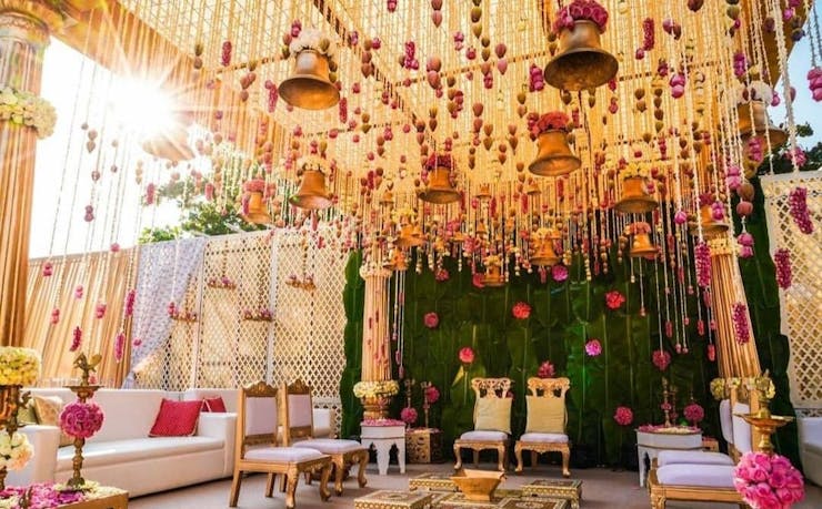 unique ceiling decor ideas for wedding
