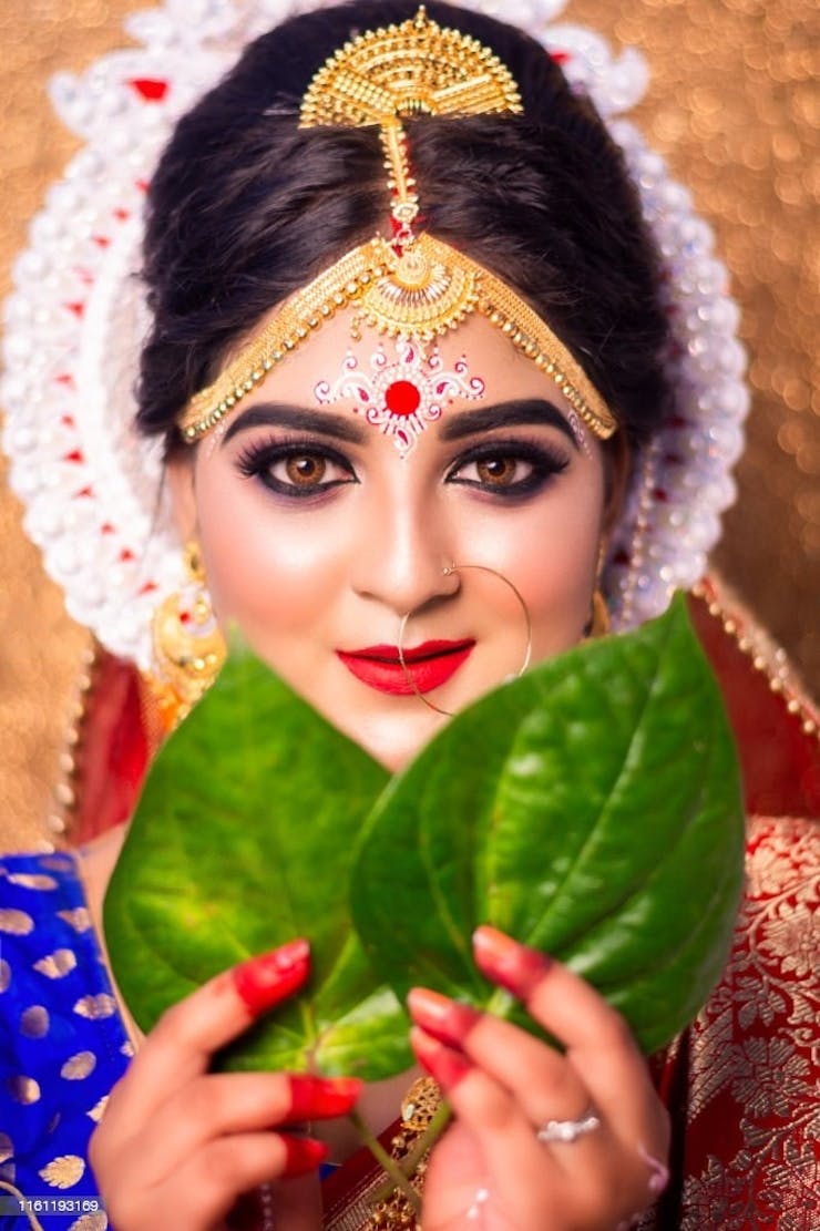bridal look Bengali
