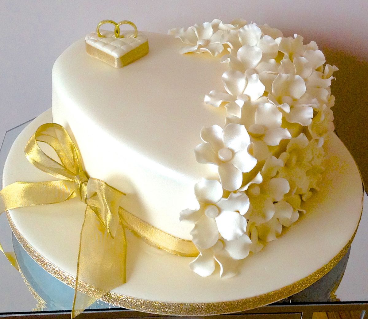Mr. & Mrs. Ruffled heart engagement cake #love #cakestar | Engagement party  cake, Engagement cakes, Engagement cake design