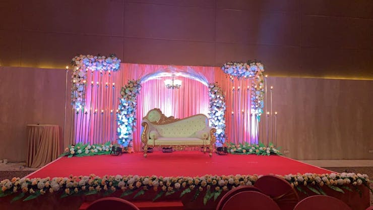 Bengali Bride And Groom Chair Decoration Ideas