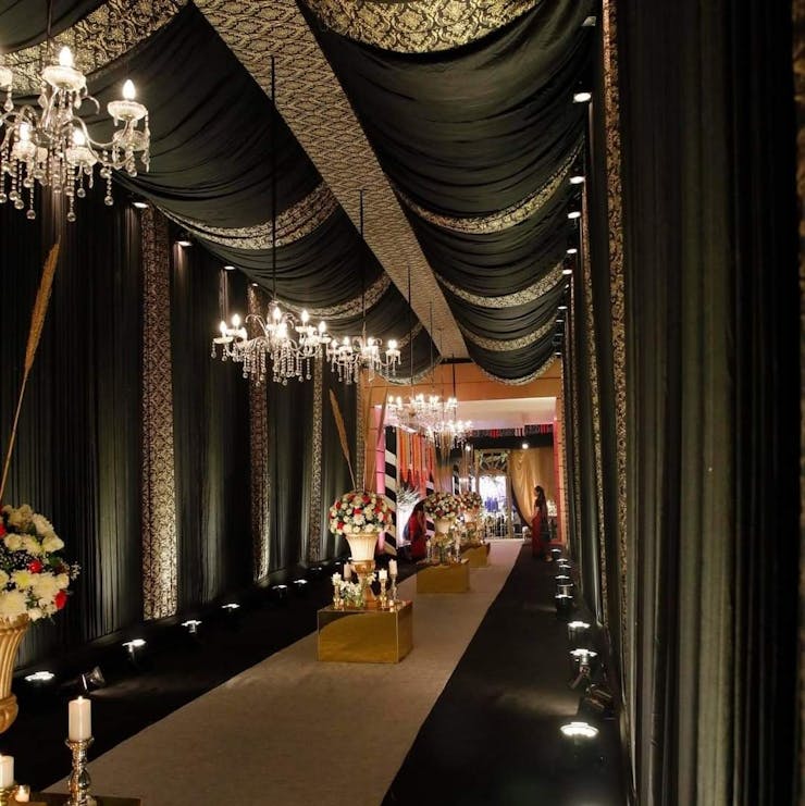 Black wedding theme