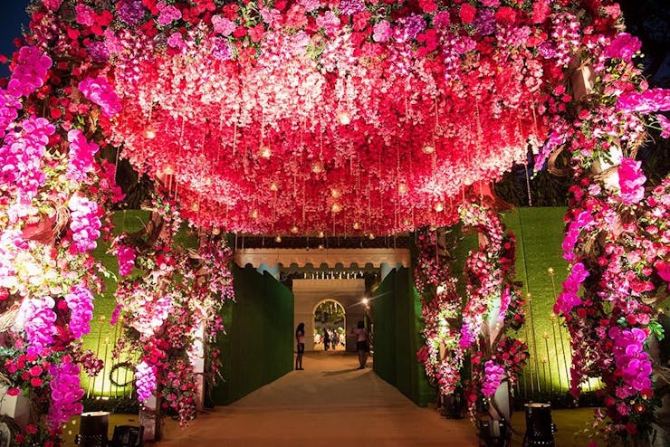 Floral Bengali Wedding decor