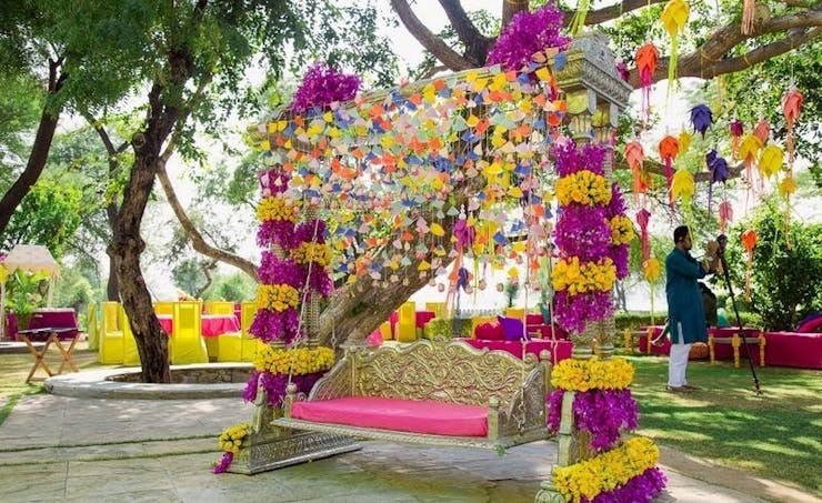 mehendi theme decor ideas