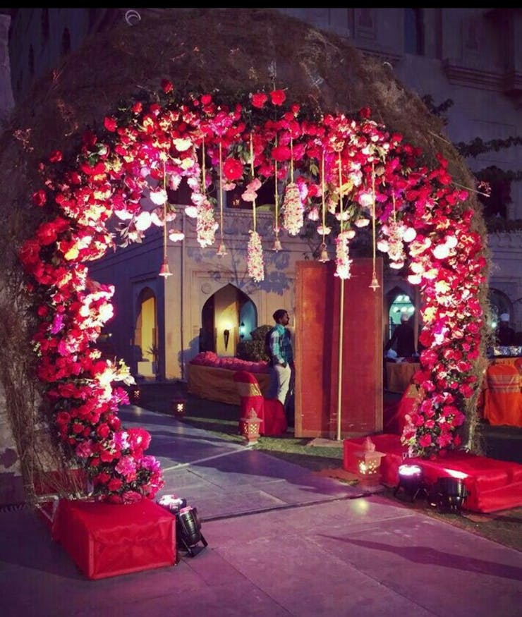 floral entrance wedding decoration ideas