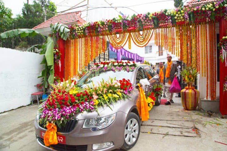 13 Stunning Wedding Car Decoration Ideas You Can Use For Marriage