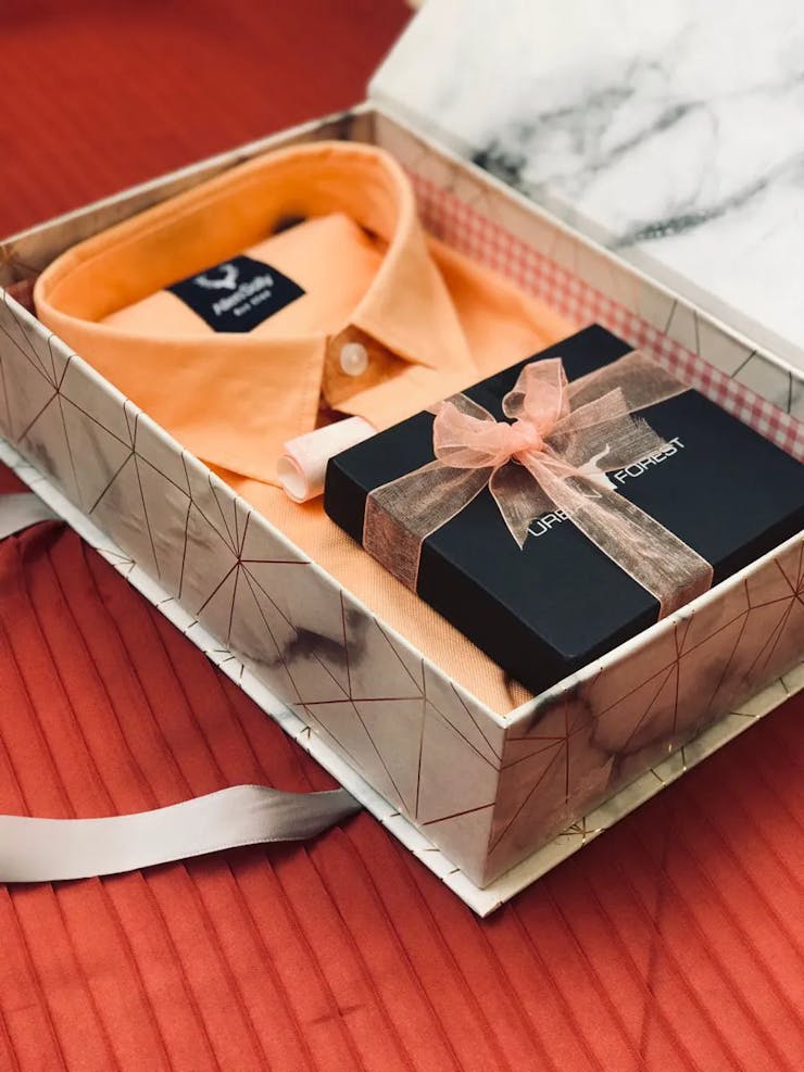 Bengali wedding totto gifts for groom