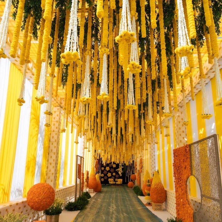 stunning floral wedding passage