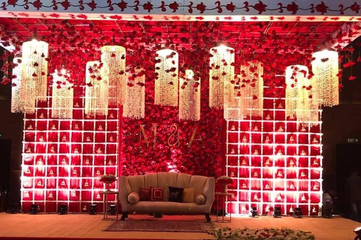 Romantic Theme Reception Stage Décor