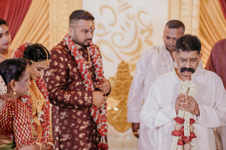 tips to narrow down your wedding Guest list